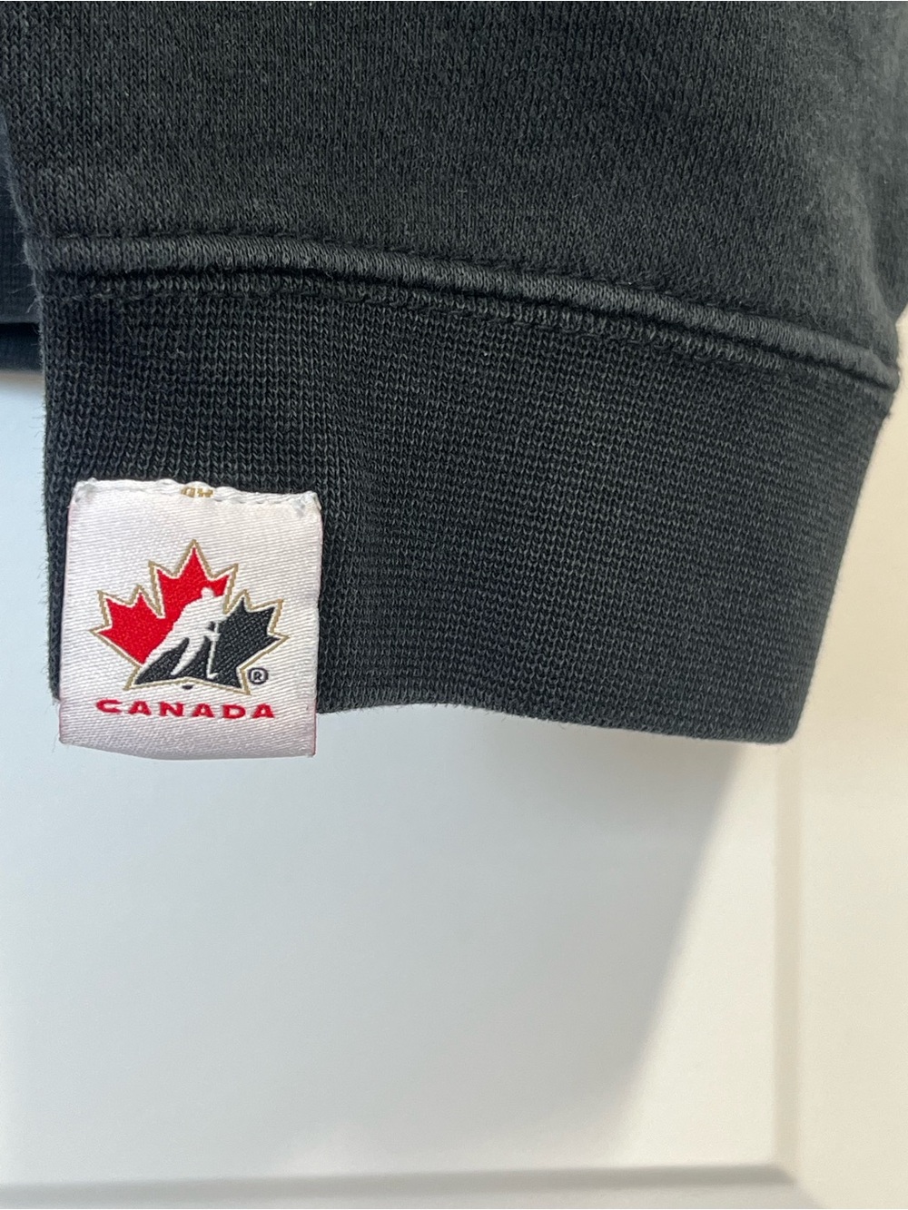 Nike Team Canada Hockey Hoodie Black Pullover Sweatshirt Large - Picture 3 of 4